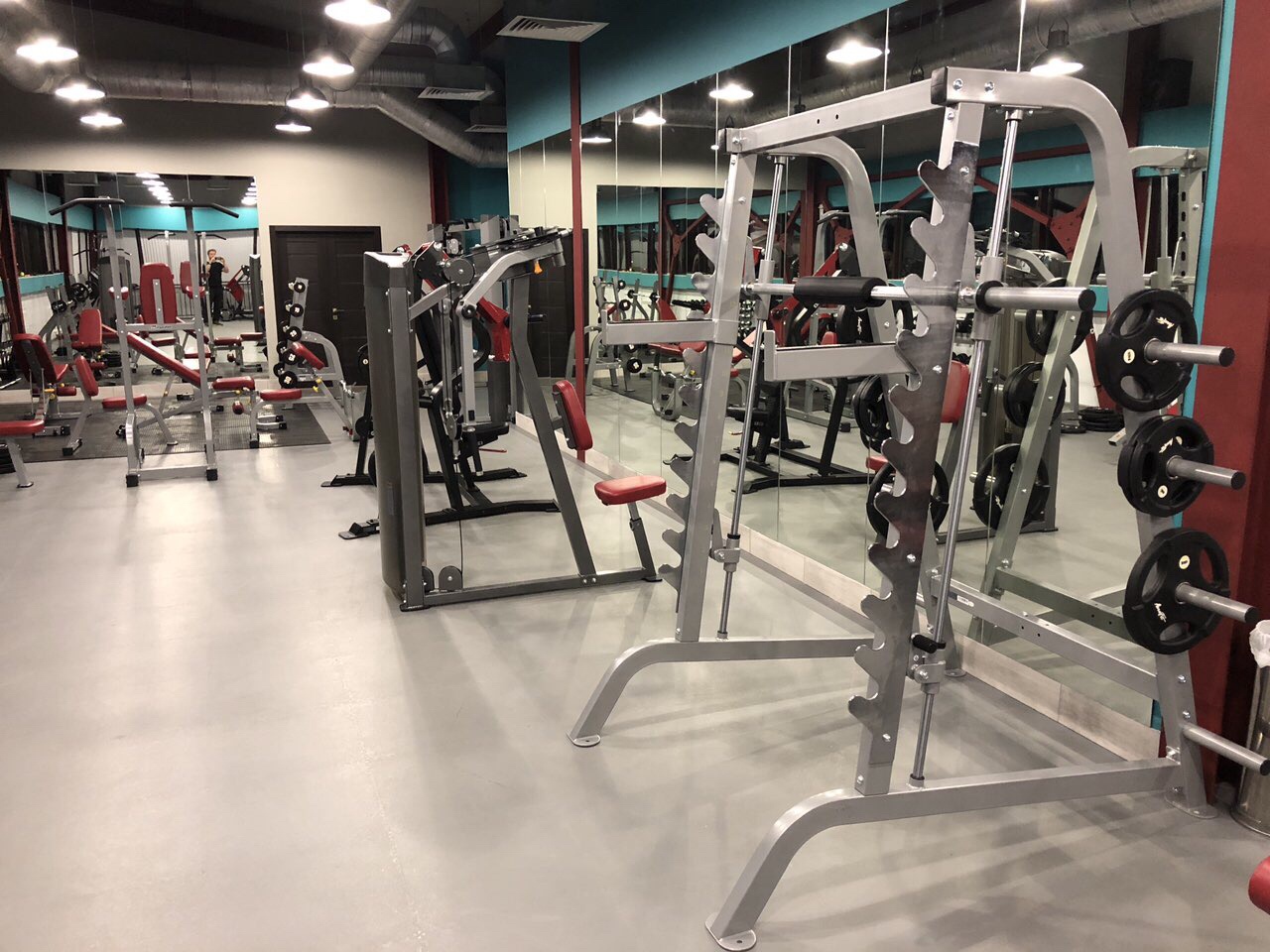 Фитнес-клуб "LOFT FITNESS"