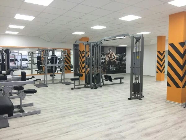Фитнес-клуб "GARAGE" Фитнес-клуб "GARAGE"