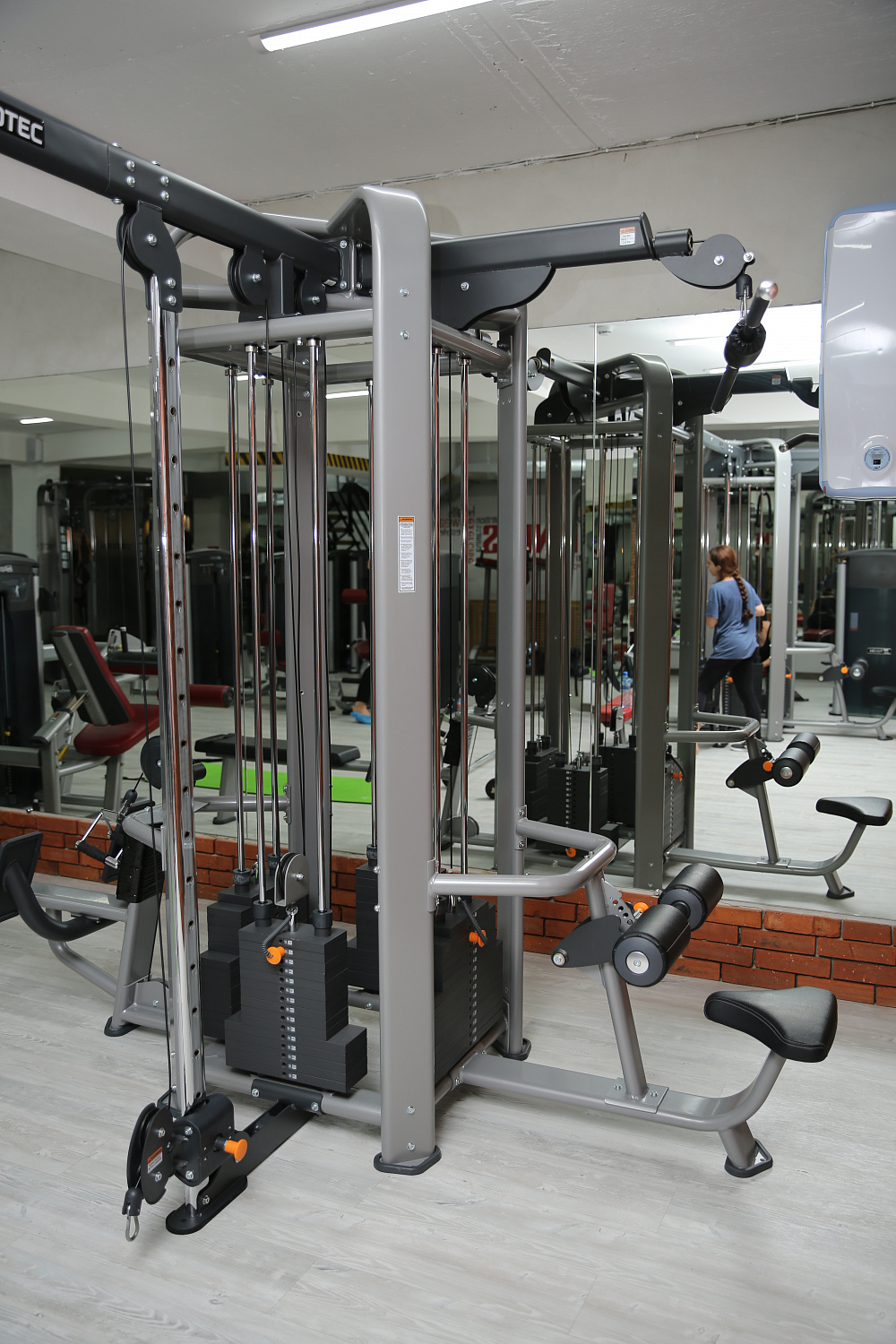 Фитнес-клуб "Unique one Health & Fitness"